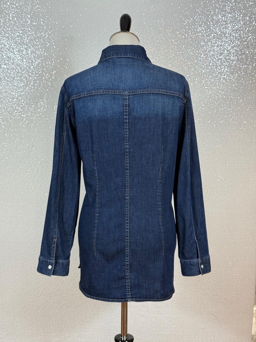 Chico’s Size 2 Denim Pearl Snap Shirt Rhinestone Studded Western Long Sleeve L - Picture 10 of 14
